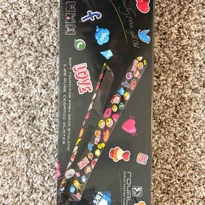 Sticker-Print Ceramic Flat Iron Hair Straightener - Black with Multicolor Emojis